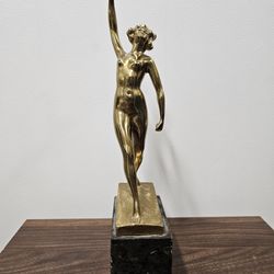 Bronze Statue Of A Girl 