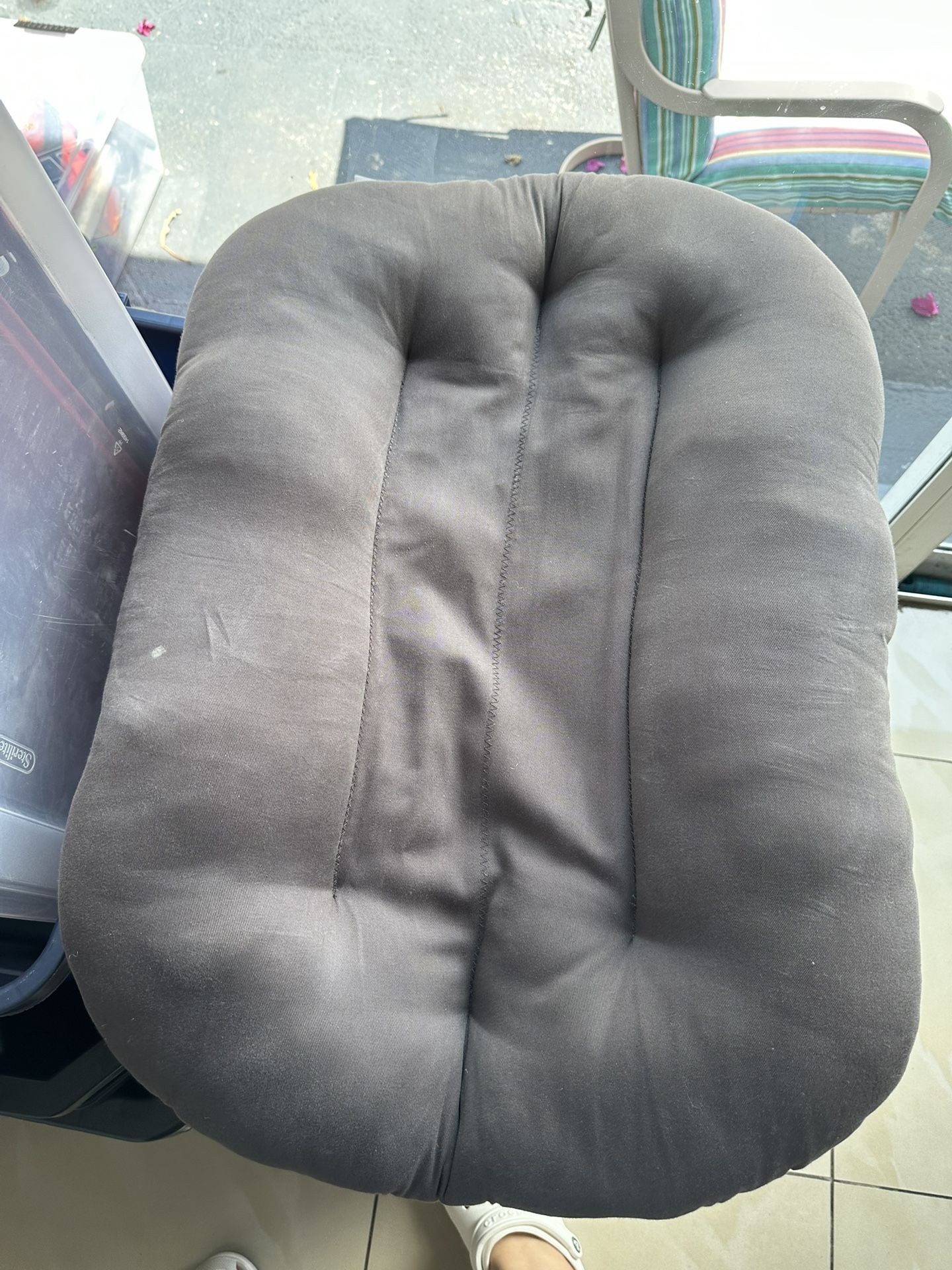 Snuggle Me Lounger