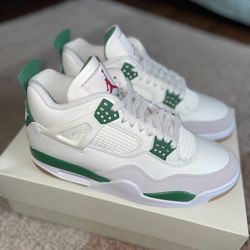 Jordan 4 Retro SB Pine Green Size 9