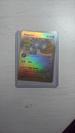 Reverse Holo Magneton Pokemon Collectible Card