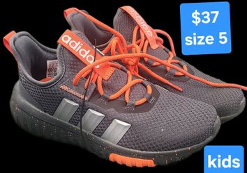 Adidas Kids Sneakers Size 5