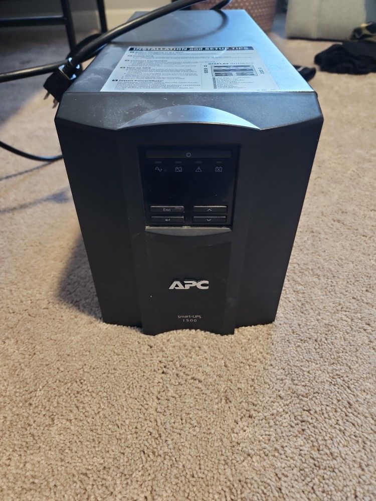 APC Smart UPS 1500