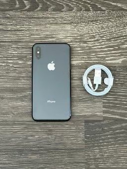 iPhone X UNLOCKED FOR ANY CARRIER!
