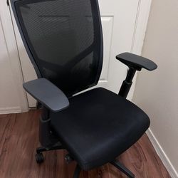 Office Chair - SitOnIt