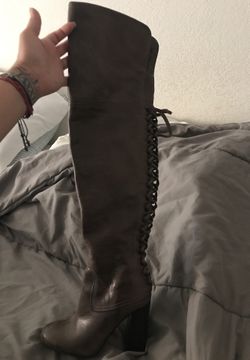 SUPER CUTE size 6 THIGH HIGH BOOTS
