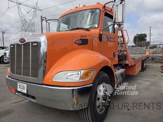 FOR SALE: 2018 Peterbilt 337DCD4X2 | ~199,284 Miles | $32,029 + Tax (OBO)