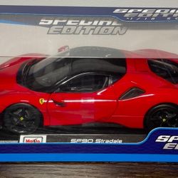 Maisto Ferrari SF90 Spider 1:18 Scale Diecast Model Car Red