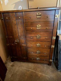 Gorgeous Vintage Dresser/Cabinet in Very Good Condition Wood with brass elements Smoke and pet free household