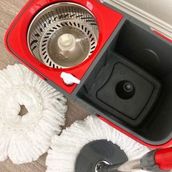 (NEW) $20 Spin Mop Bucket Floor Cleaning Set Includes 2pc Microfiber Replacements