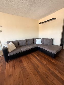 Black & Grey Sectional Couch – Used, Good Condition