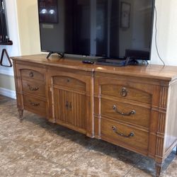 Long dresser  for Free In Tampa