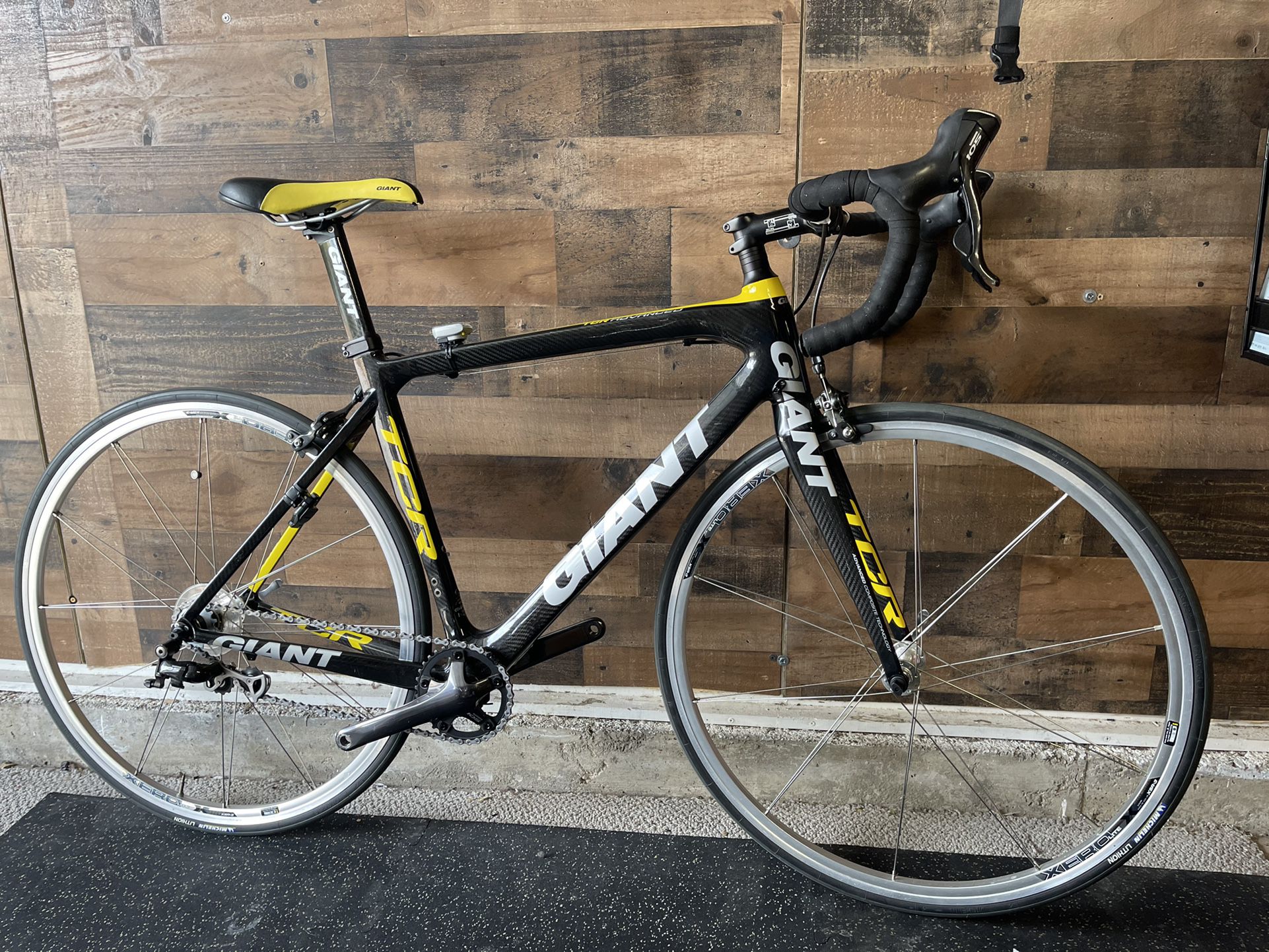 Giant TCR Advanced 3 All Carbon