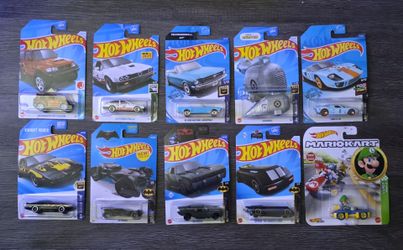 Hot Wheels Die-Cast Cars Collection – Lot of 10