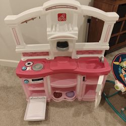 Toddler Mini Kitchen 