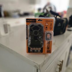 Muddy Pro-Cam 16 Trail Camera Bundle