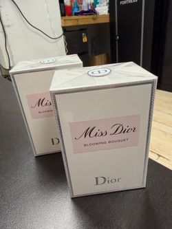 MISS DIOR