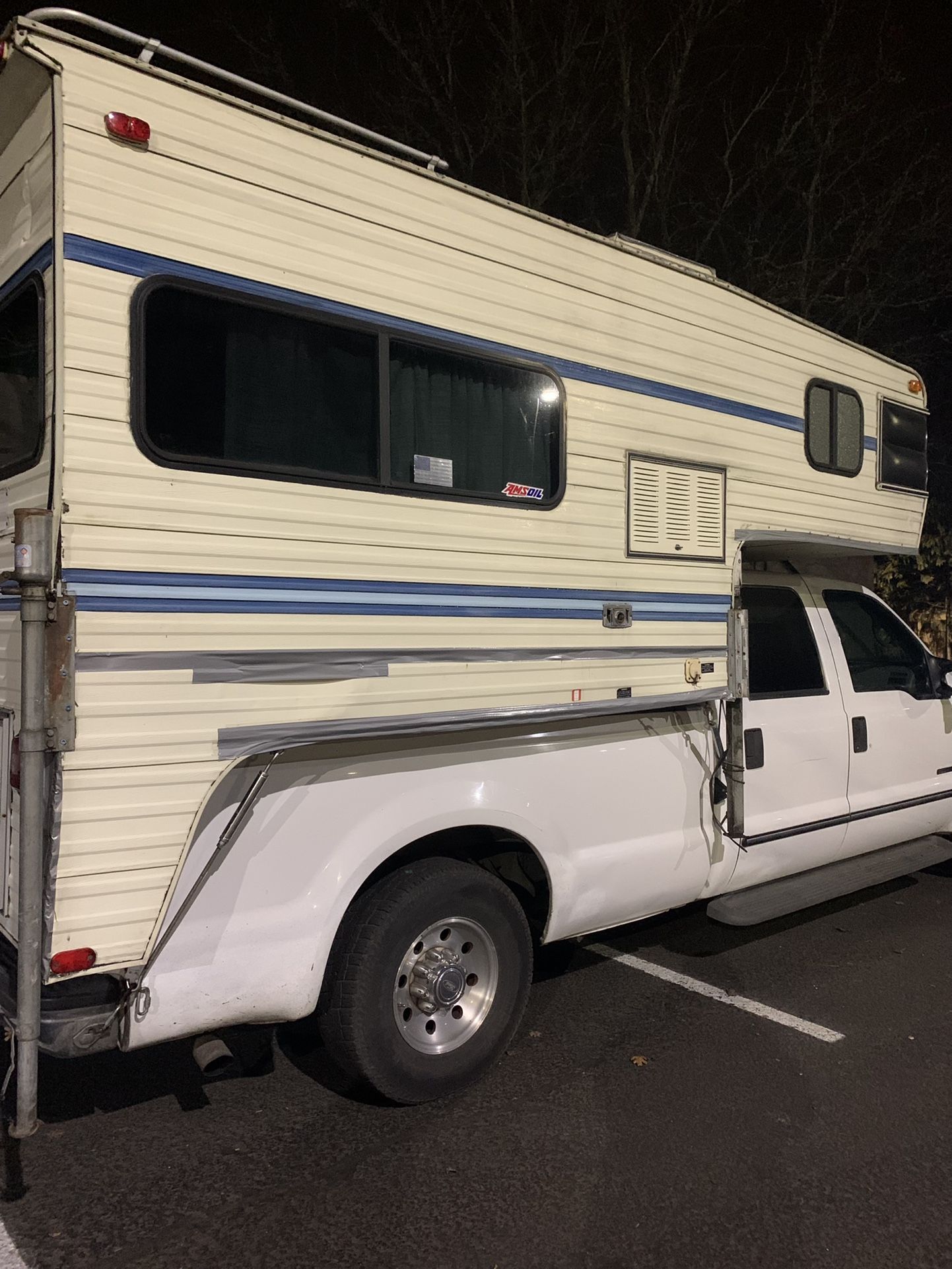 UPDAteD Cab over camper Deluxe suite
