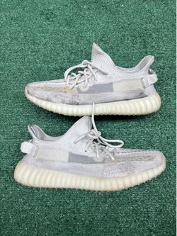 YEEZY 350 BONE SIZE 11.5