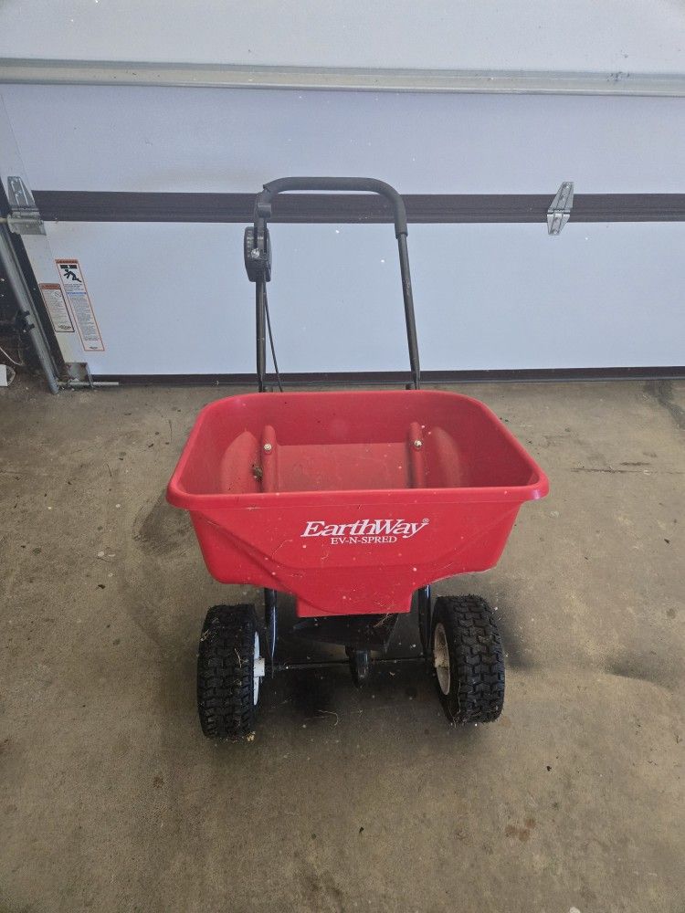 Earthway Walk Behind Spreader