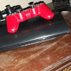 PS3 7 GAMES AND 2 CONTROLLERS 