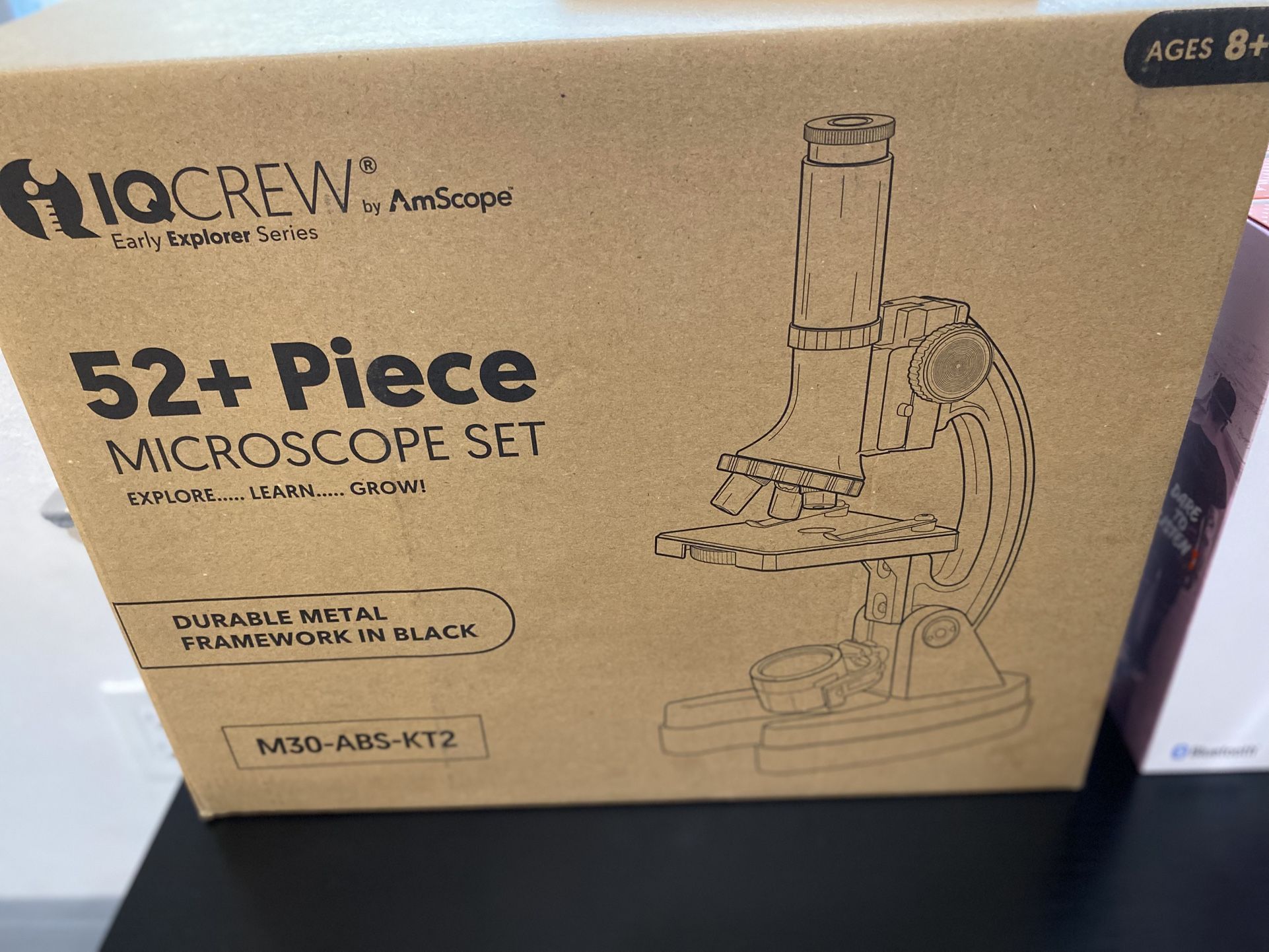 Microscope