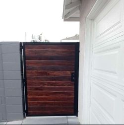 Wood gate/fence