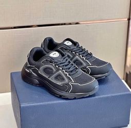 Black Dior B30