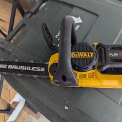 DeWalt 60v Electric Chainsaw Like New 