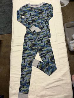 Boys pjs size 8