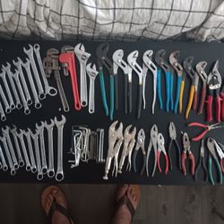$300 Firm Lot Of Tools With Craftsman Toolbox 