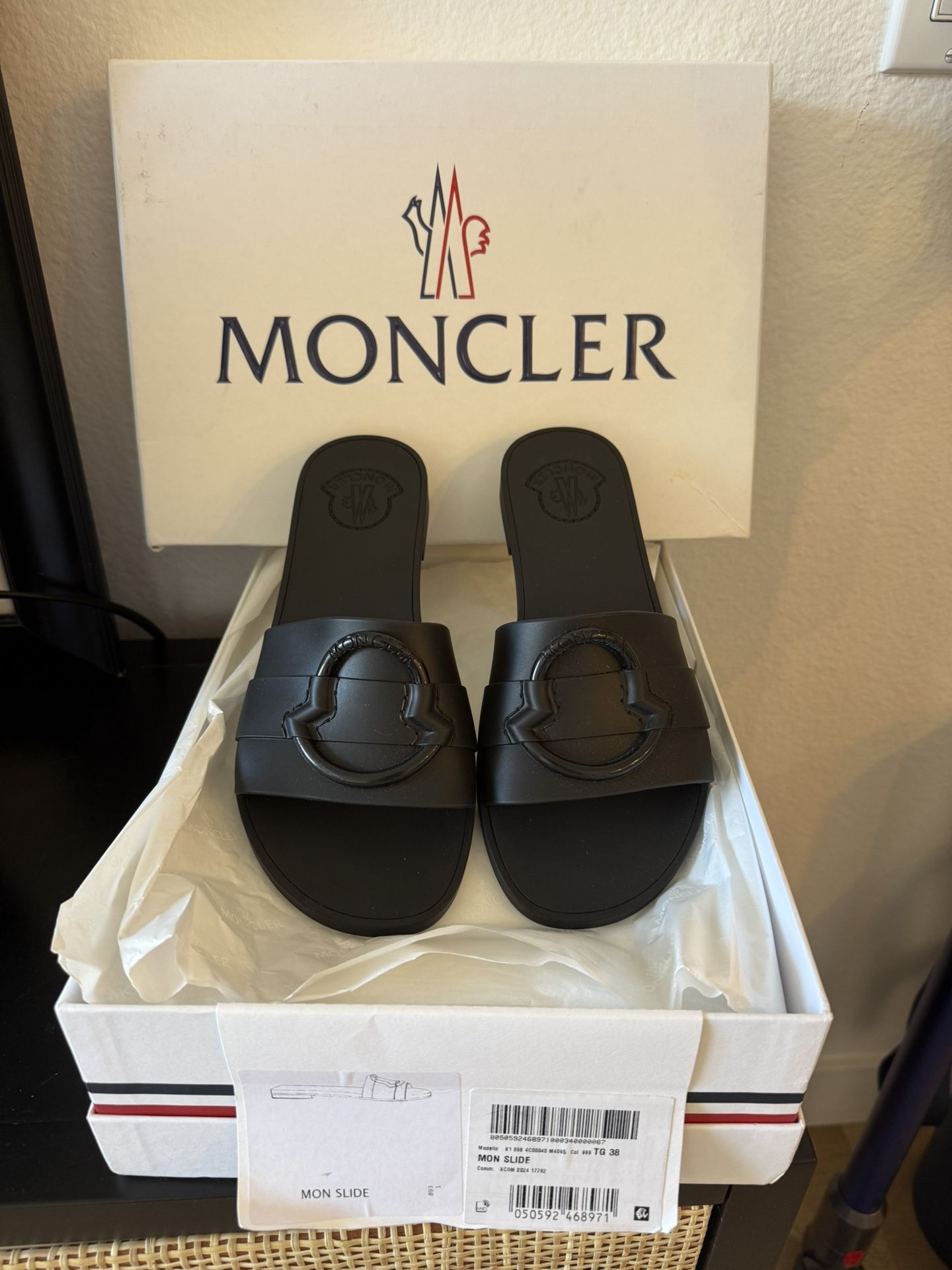 Moncler Women's Mon Slide Sandals, Black, Size 38, NWB!!