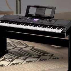 Yamaha DGX-660 88-key Digital Keyboard Weighted Keys
