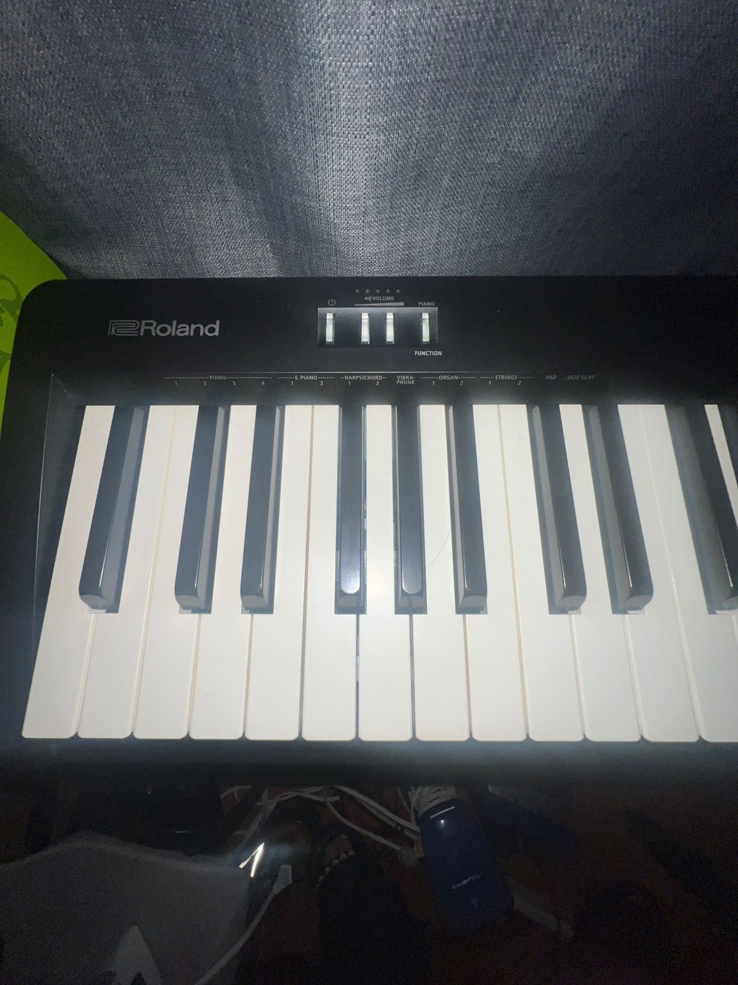Roland electric piano
