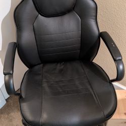 $25 OBO | Comfortable Black Leather Executive Office Chair - High Back