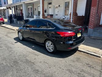 2017 ford focus titanium