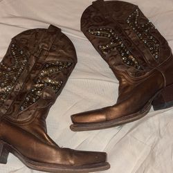 Women’s FRYE cowgirl boots