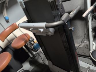 Folding Treadmill with Handlebars