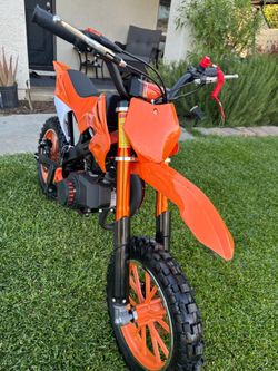 Kid Gas Dirt Bike 49cc 2 stroke