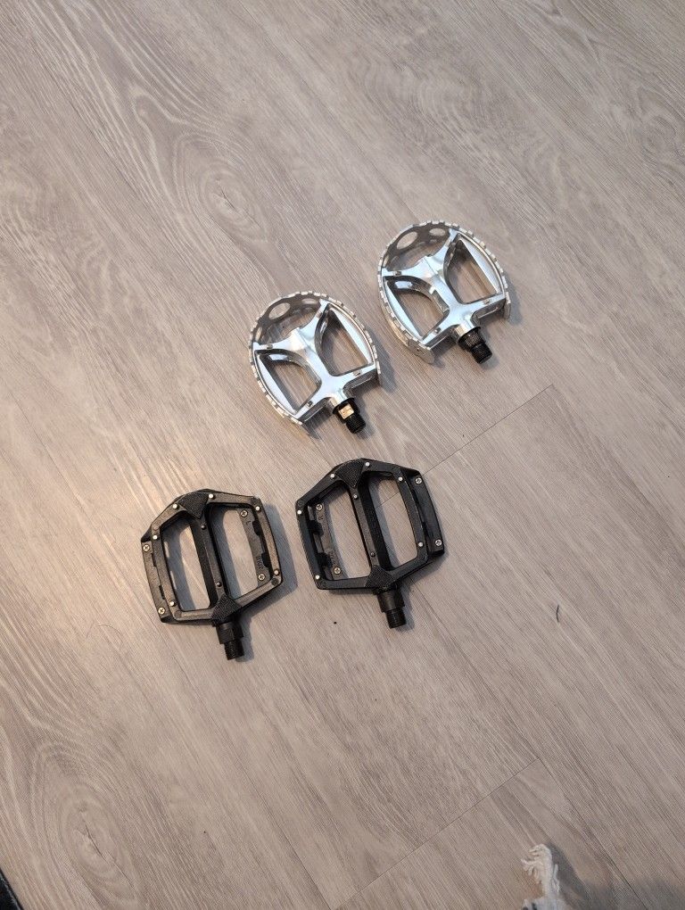 BMX Pedals 9/16 SE RACING And RACE INC 