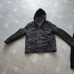 (Buckle) Brand Coat XXL Black