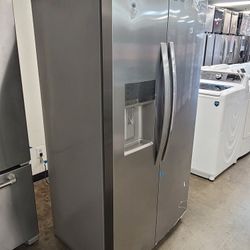 New Frigidaire Stainless Steel Counter Depth Side By Side Refrigerator 