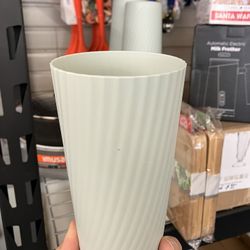 Green Round Plastic Tumbler, Swirl Etched, 26-Ounce set of 4, New