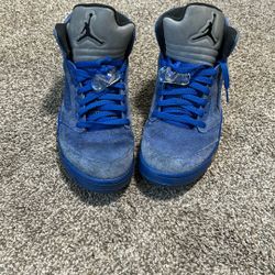 Rare high top jordan’s Size 8.5 meet up or whip