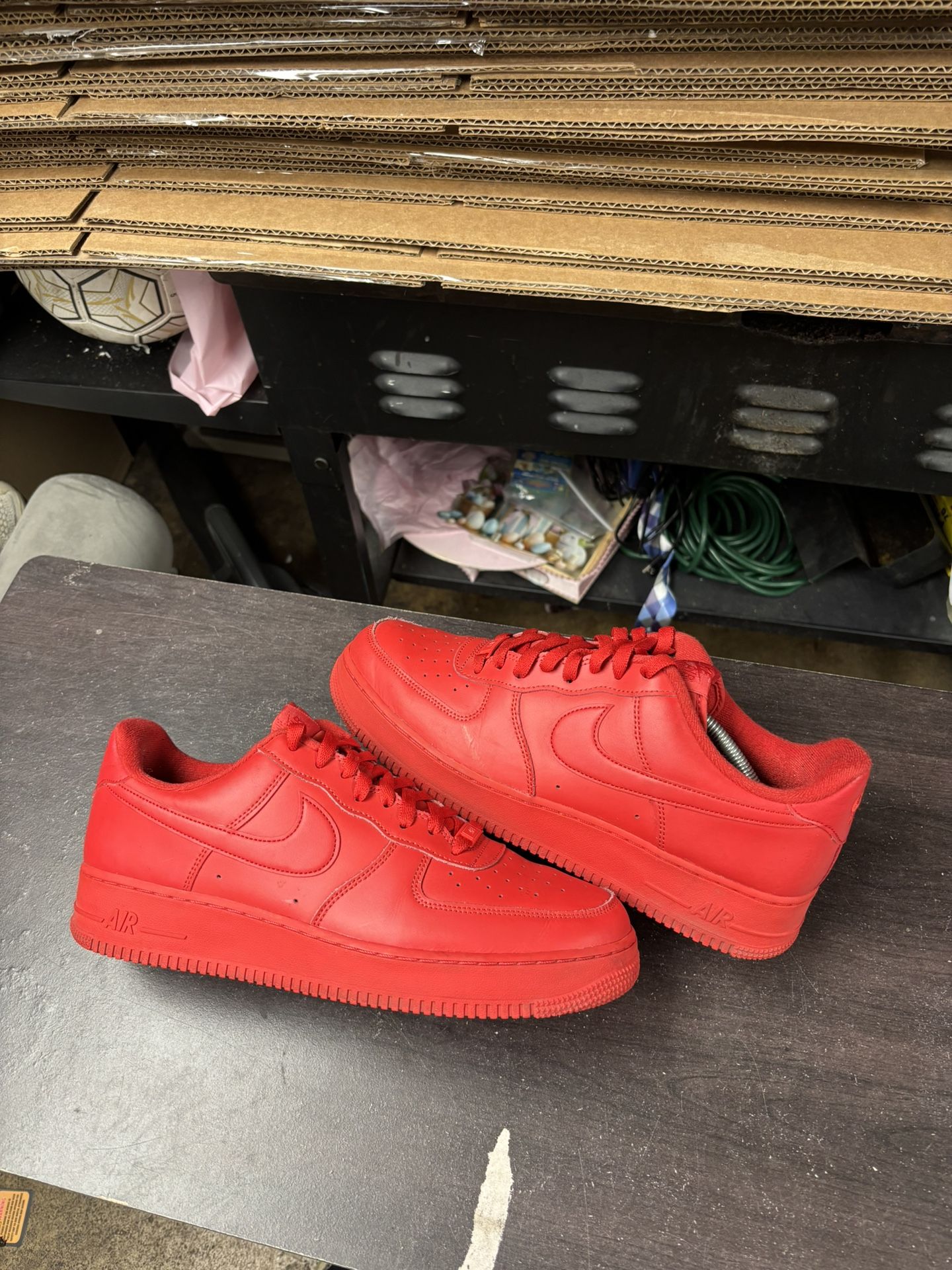 Air Force 1 Low Triple Red