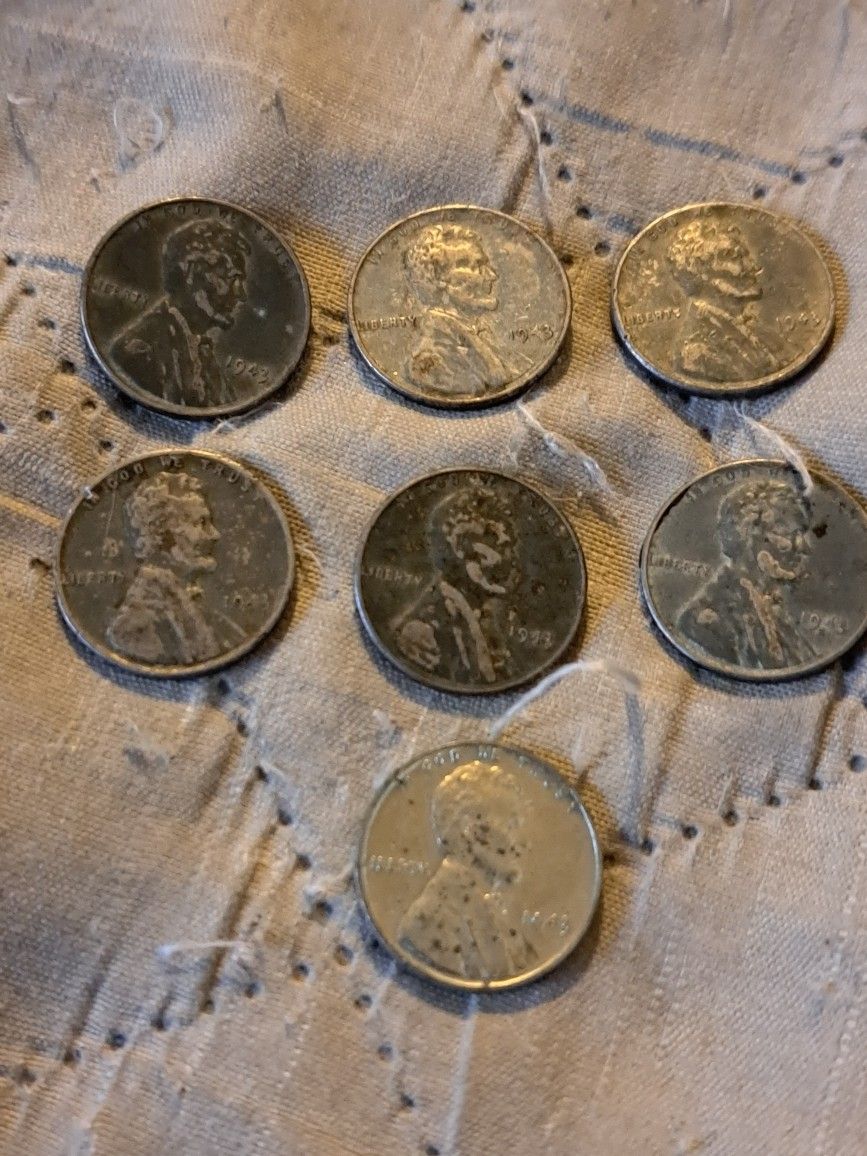 7 1943 STEEL PENNIES 