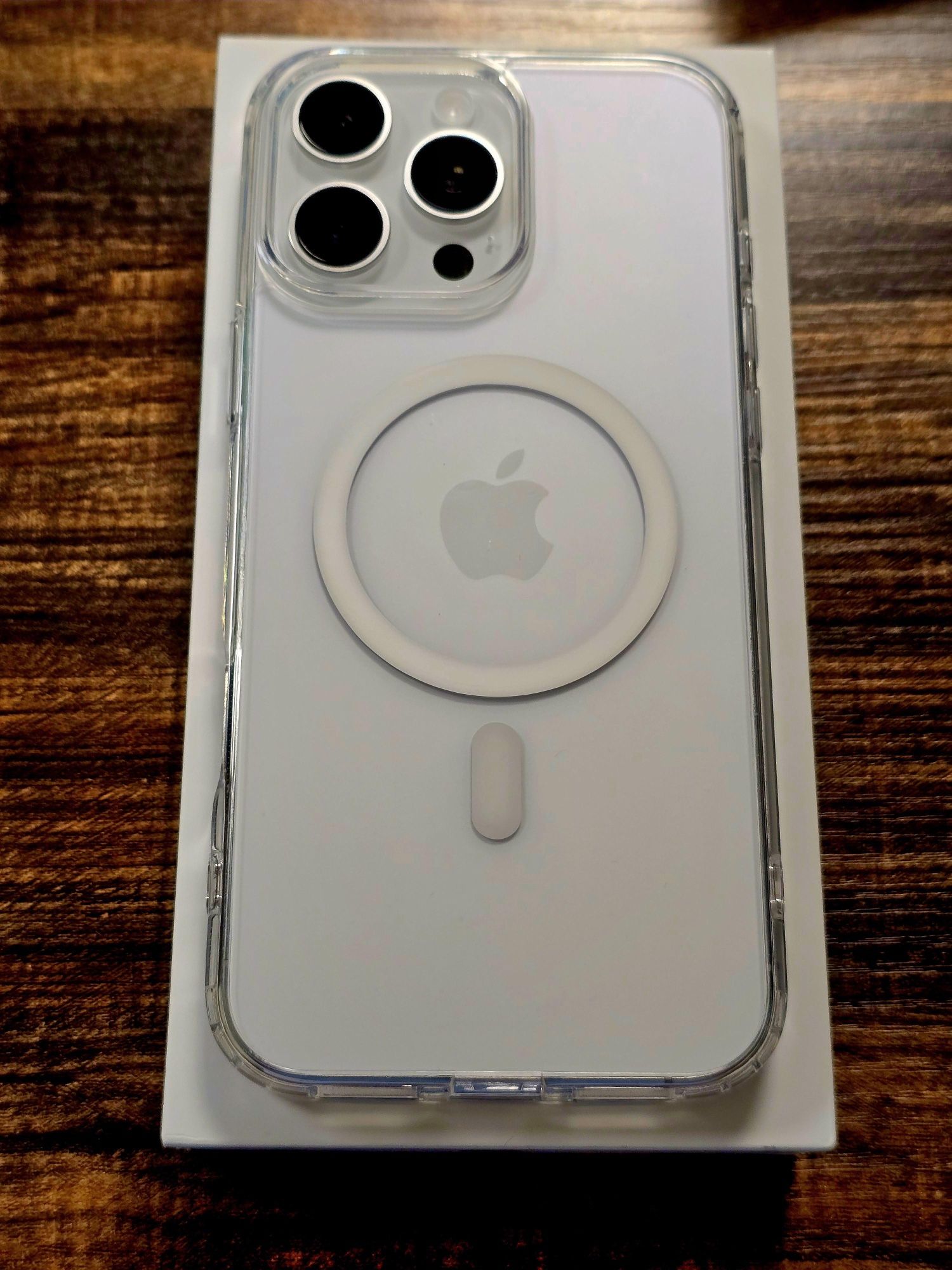 Like New iPhone 16 Pro Max 256GB Spectrum