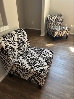 Accent Chairs