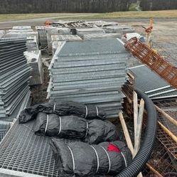 Green House Tables And Block