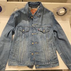 Levis Jacket Size Small