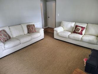 LUXURY IVORY TOP-GRAIN LEATHER SOFAS – MATCHING SET
